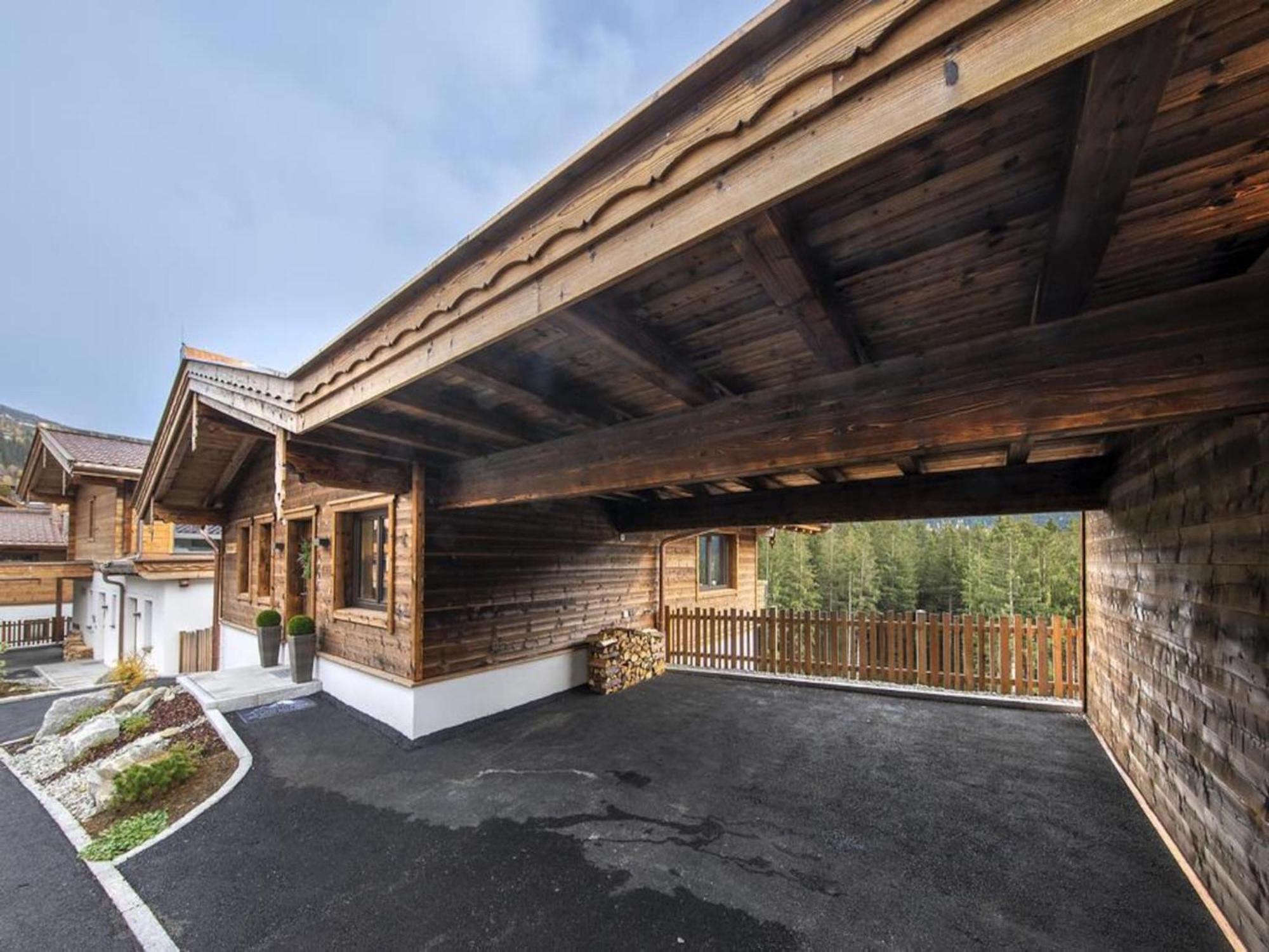 Nationalpark Chalet Toerlspitze Нойкирхен-ам-Гросфенедигер Экстерьер фото